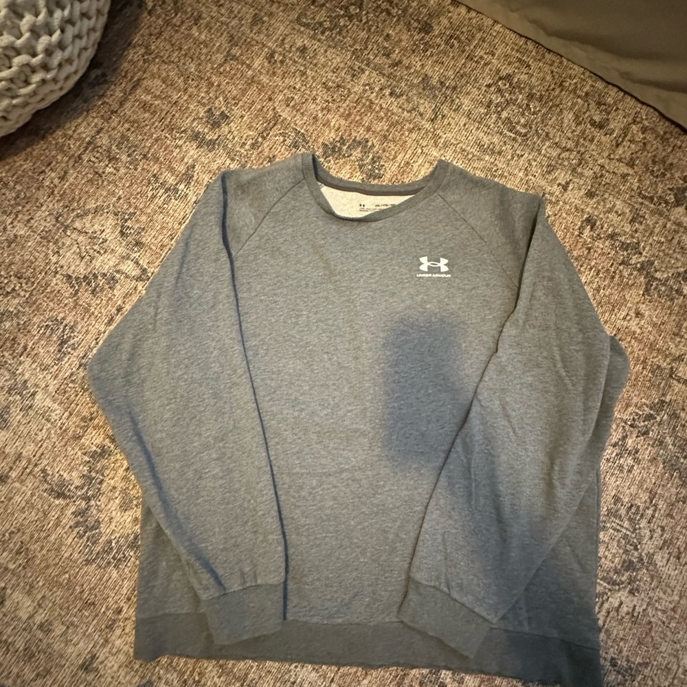 Men’s Under Armour Gray Crewneck Sweatshirt